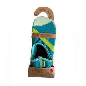 FitKicks Womens Small 5.5-6.5 Aqua Foldable Flats‎ Travel Slip On Active Comfort